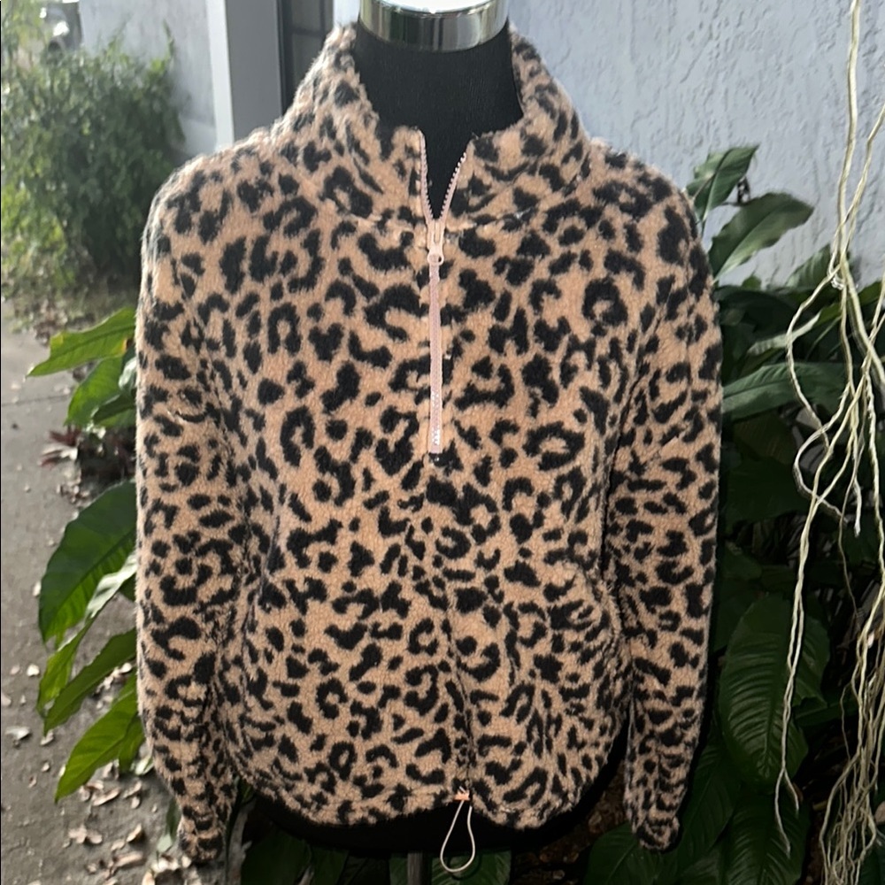 Leopard Print Zip-Up Sherpa Jacket, NWT!!